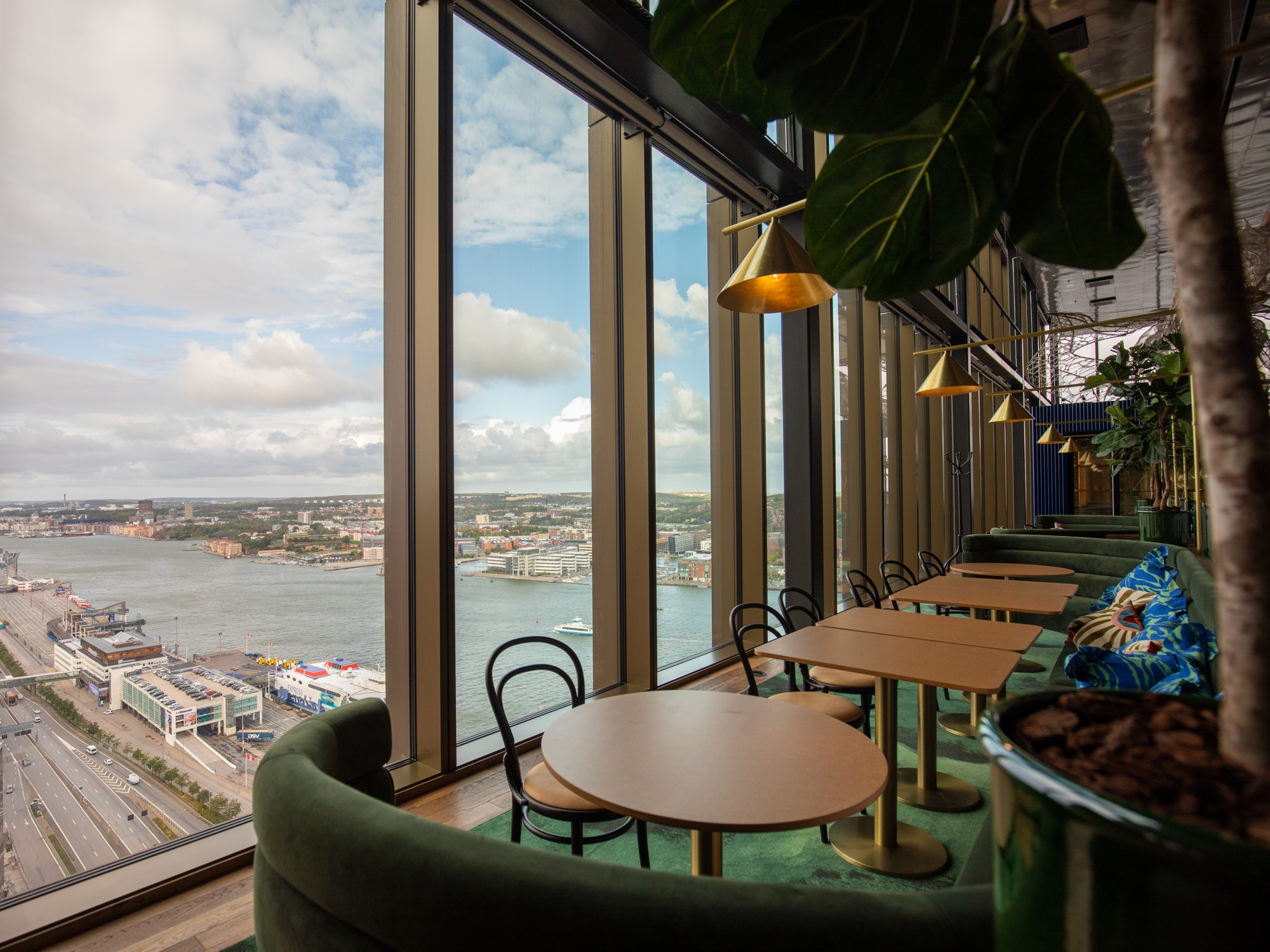 Windows at the restaurant Brasserie Draken with a view of the Gothenburg harbour.