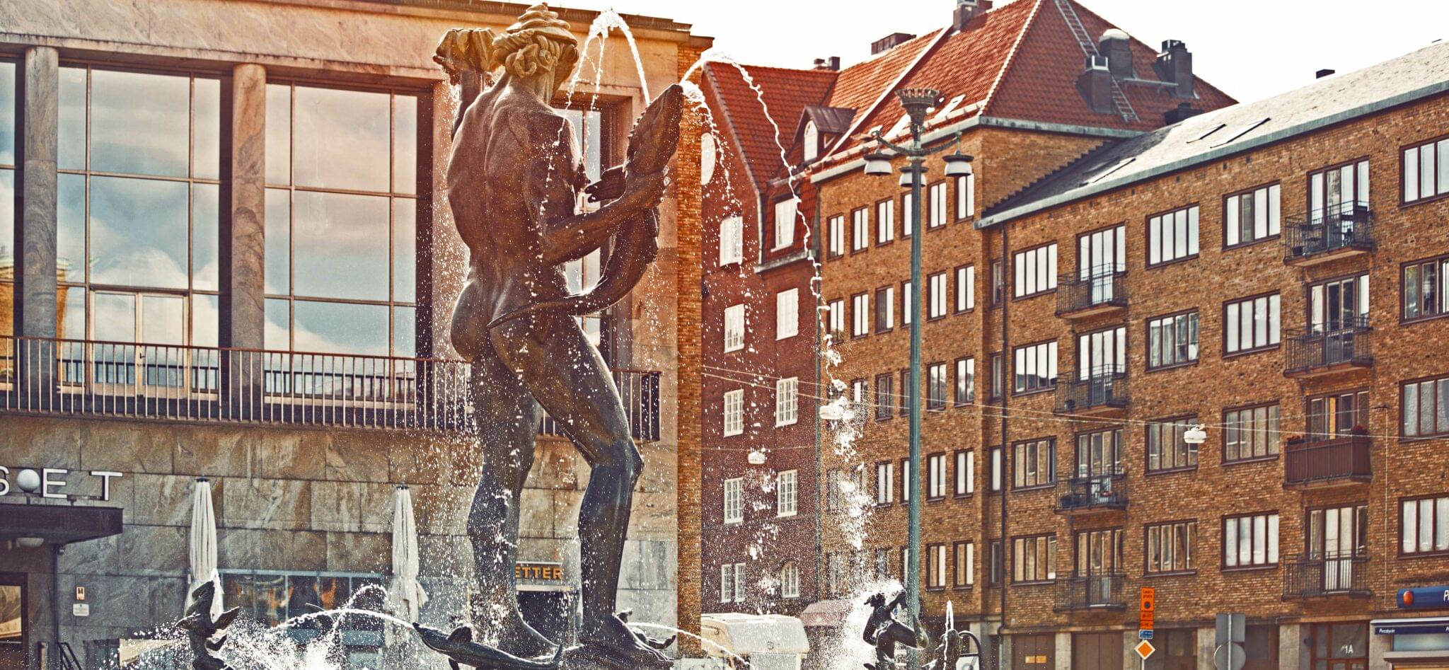 Poseidon sculpture on Götaplatsen in Gothenburg. (Photo: goteborg.com)